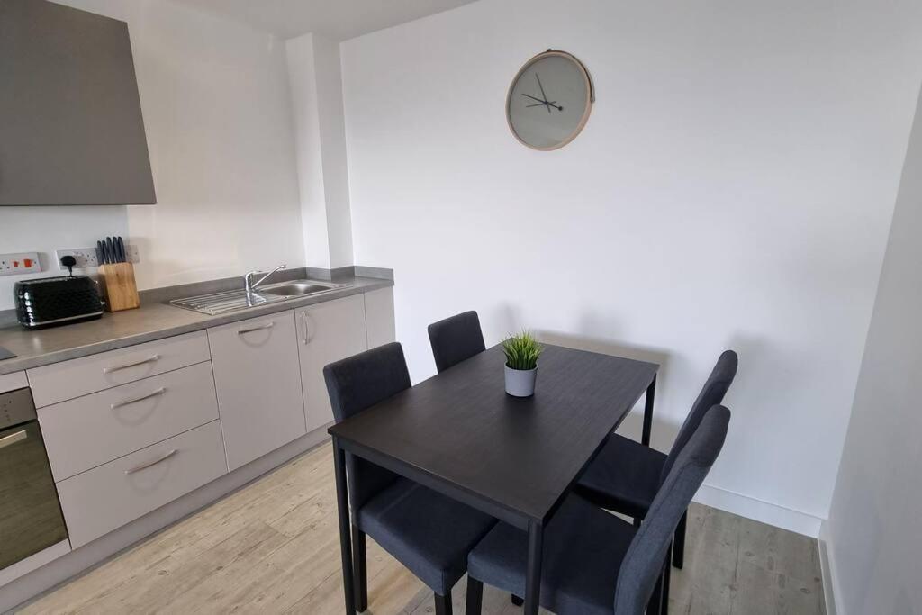 מנצ'סטר 2 Bedroom Penthouse מראה חיצוני תמונה